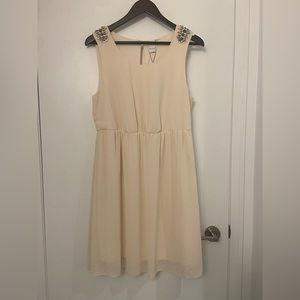 Cream dress, size L. European brand: Vila.
